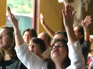 women crying out to God in prayer